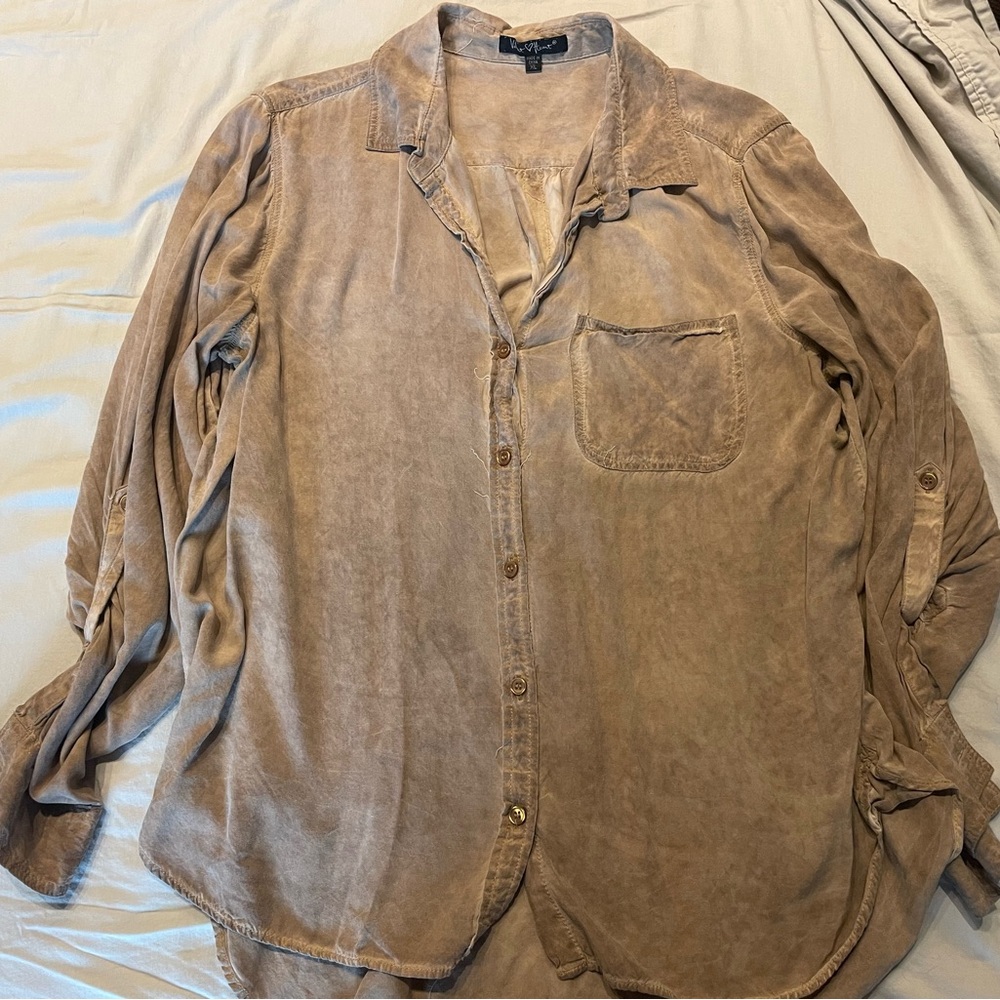 Velvet Heart Men's Casual Tan Button Down Shirt